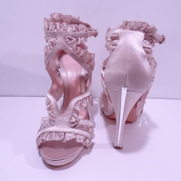 Alexander Mcqueen Satin Ruffle Butterfly Ankle Bowed Sandals NIB 1450 Sz 38 - Picture 13 of 14